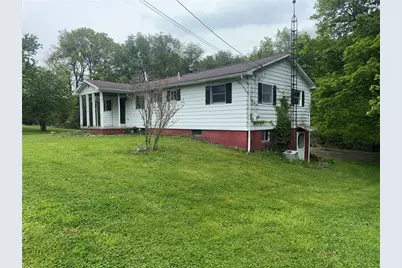 781 Sarsi Trl, Coolspring Township, PA 16137 - Photo 2