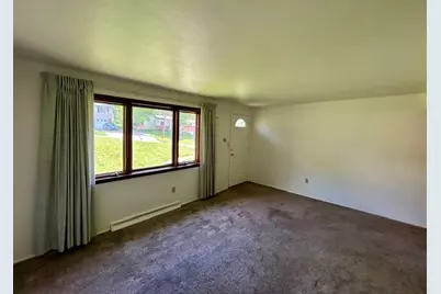 5764 Wilson Dr, Bethel Park, PA 15102 - Photo 2