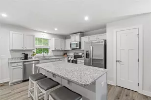 329 Nelson Dr, Monroeville, PA 15146 - Photo 10