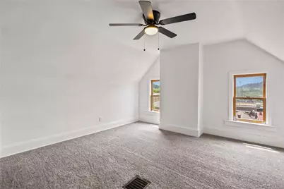 561 2nd St, Pitcairn, PA 15140 - Photo 22