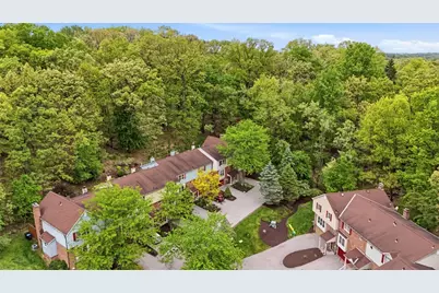 907 Cottingham Drive, Pittsburgh, PA 15101 - Photo 2