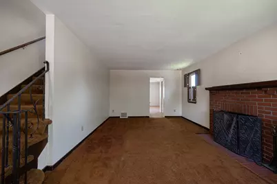 812 Pennsylvania Avenue, Oakmont, PA 15139 - Photo 2