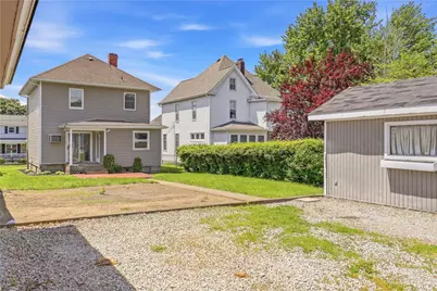1221 Vine St, Connellsville, PA 15425 - Photo 28