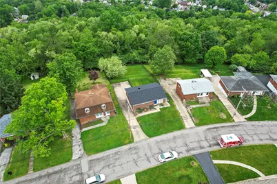 43 Woodridge Dr, Carnegie, PA 15106 - Photo 20