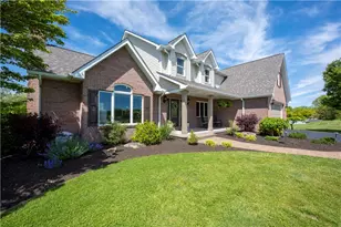 2804 Harvest Ln, North Huntingdon, PA 15642 - Photo 2