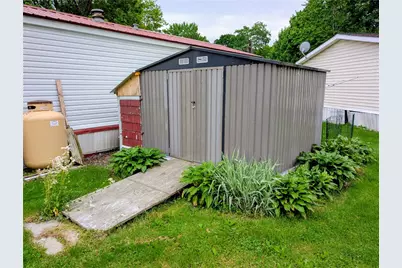 102 Aljuron Ln, Prospect Boro, PA 16052 - Photo 8