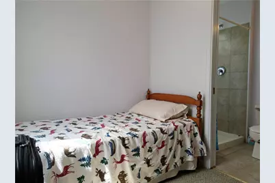 328 W Poplar St, Grove City Boro, PA 16127 - Photo 22