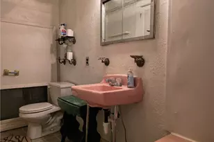 328 W Poplar St, Grove City Boro, PA 16127 - Photo 30