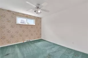 442 Englewood Dr, Ross Twp, PA 15237 - Photo 18