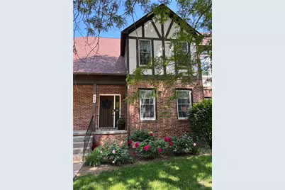 618 Kingsberry Circle, Pittsburgh, PA 15234 - Photo 1