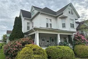 736 Pennsylvania Ave, Irwin, PA 15642 - Photo 1