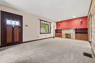 1061 Pacific Ave, Brackenridge, PA 15014 - Photo 4
