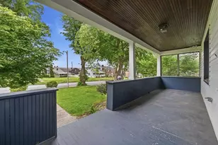 1061 Pacific Ave, Brackenridge, PA 15014 - Photo 2