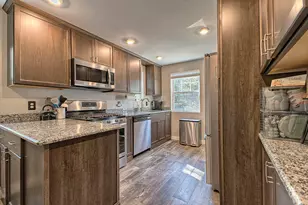 36 Glenview Ave, Greensburg, PA 15601 - Photo 4
