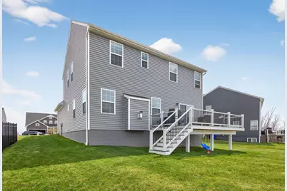 621 Burberry Boulevard, Jackson Township, PA 16063 - Photo 6