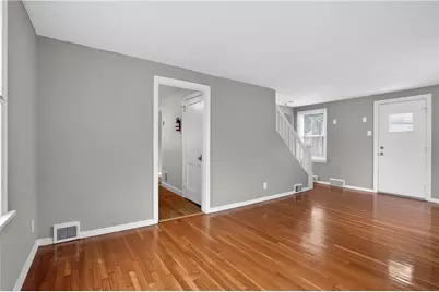 2025 Allison St, McKeesport, PA 15132 - Photo 8