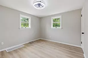 136 Harvard Dr, Pittsburgh, PA 15235 - Photo 14