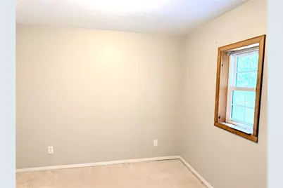 1112 Glenn Ave, Patterson Township, PA 15010 - Photo 6