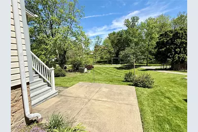 45 Acheson Ave, Washington, PA 15301 - Photo 6