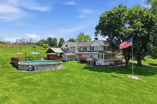 2976 Henderson Rd, Mt Pleasant Twp, PA 15301 - Photo 2