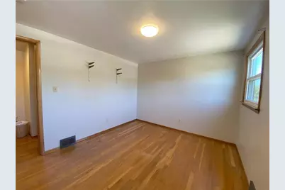 439 Crestview Dr, Pittsburgh, PA 15239 - Photo 26