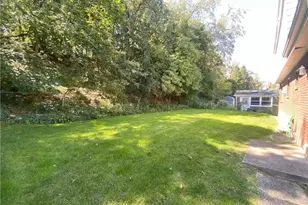439 Crestview Dr, Pittsburgh, PA 15239 - Photo 46