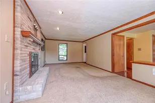 103 Barnwood, Ross Twp, PA 15237 - Photo 8