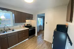 57 Seneca Dr, Pittsburgh, PA 15228 - Photo 10