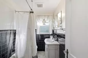 2208 Delaware Ave, Pittsburgh, PA 15218 - Photo 14
