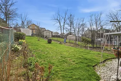 2208 Delaware Ave, Pittsburgh, PA 15218 - Photo 32