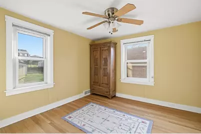 2208 Delaware Ave, Pittsburgh, PA 15218 - Photo 16