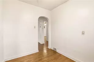 214 S Sycamore St, Mt Pleasant Boro, PA 15666 - Photo 12