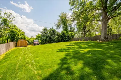 3633 Ashland Dr, Bethel Park, PA 15102 - Photo 10