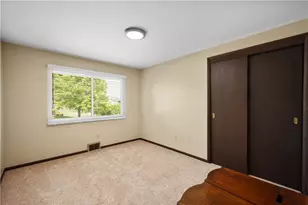 3633 Ashland Dr, Bethel Park, PA 15102 - Photo 32