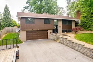 3633 Ashland Dr, Bethel Park, PA 15102 - Photo 2