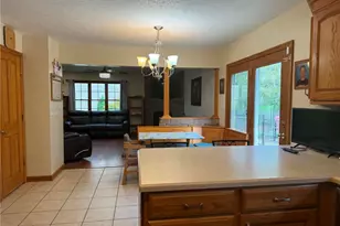 1040 Cross Creek Dr, South Union Township, PA 15401 - Photo 12