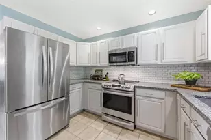 250 The Pines Dr, Scott Township, PA 15243 - Photo 12