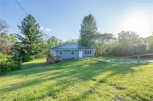 3862 State Route 31, Donegal, PA 15628 - Photo 4