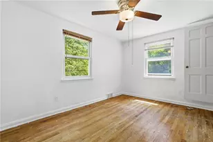 332 Old Farm Rd, Pittsburgh, PA 15228 - Photo 20