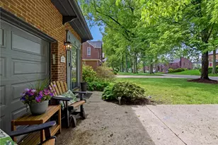332 Old Farm Rd, Pittsburgh, PA 15228 - Photo 36