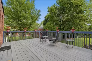 332 Old Farm Rd, Pittsburgh, PA 15228 - Photo 36