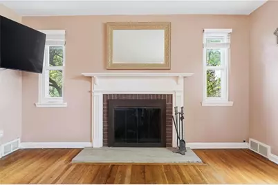 332 Old Farm Rd, Pittsburgh, PA 15228 - Photo 6