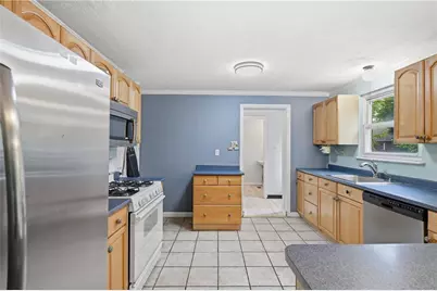 332 Old Farm Rd, Pittsburgh, PA 15228 - Photo 10