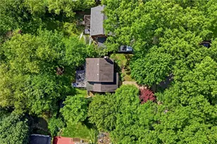 332 Old Farm Rd, Pittsburgh, PA 15228 - Photo 46