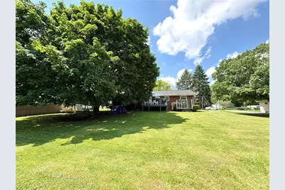 2045 Martha St, Shenango Township, PA 16101 - Photo 22
