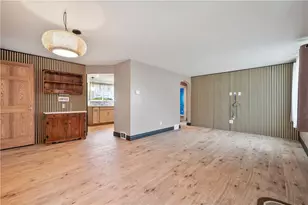904 Sunnyside Dr, West Mifflin, PA 15122 - Photo 6