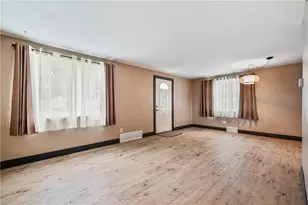 904 Sunnyside Dr, West Mifflin, PA 15122 - Photo 4