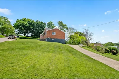 904 Sunnyside Drive, West Mifflin, PA 15122 - Photo 28