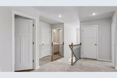 1099 Peachtree Road, Scott Township, PA 15106 - Photo 18