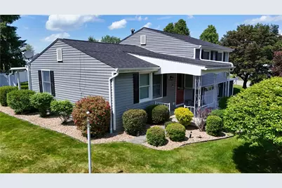 108 Oberlin Dr, Center Township, PA 16001 - Photo 2